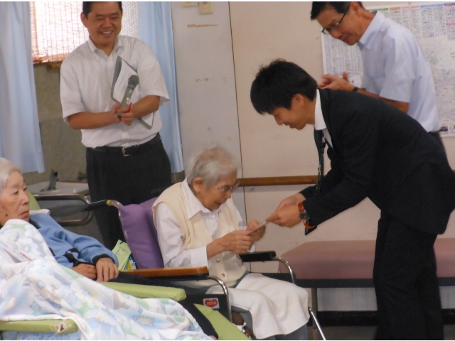 みんなでお祝いします！