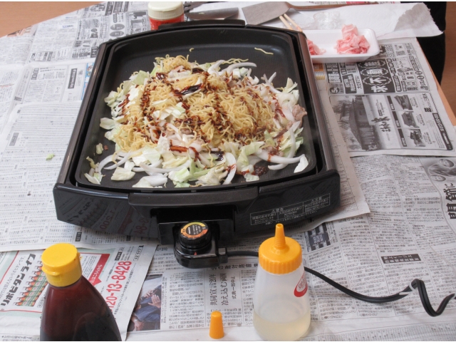 ソースをかけて