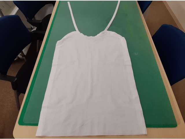 生徒さん作成のエプロンです