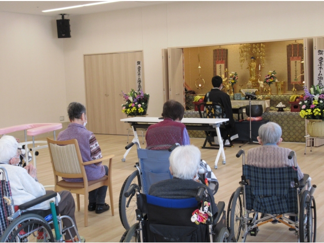 御勤めが始まりました。