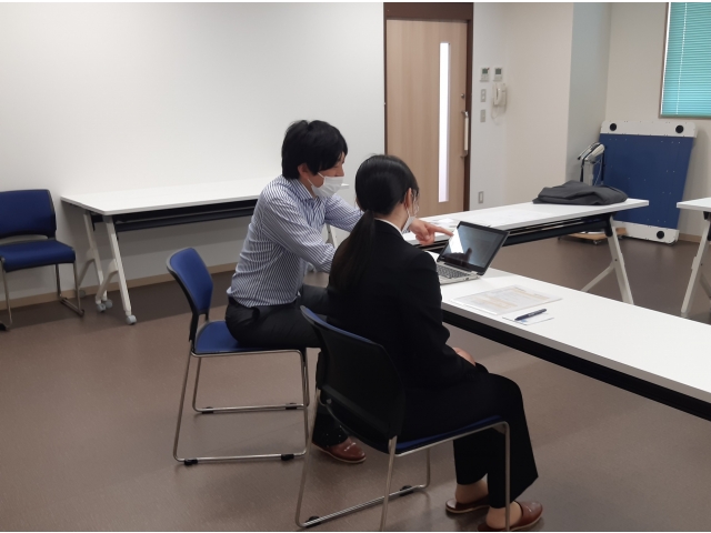 人事担当の説明