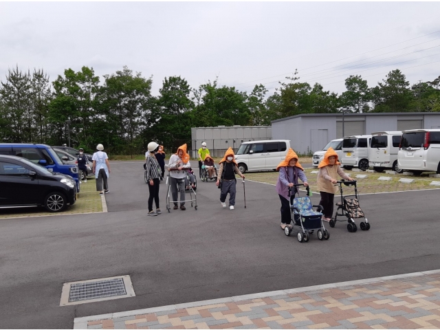 駐車場から第1避難場所へ