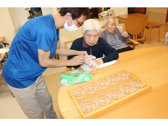 器を並べてから