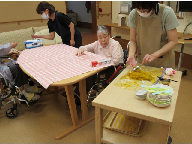 かぼちゃを取り分けます