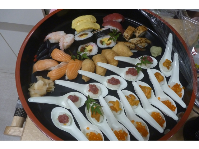 寿司桶、こんな感じ