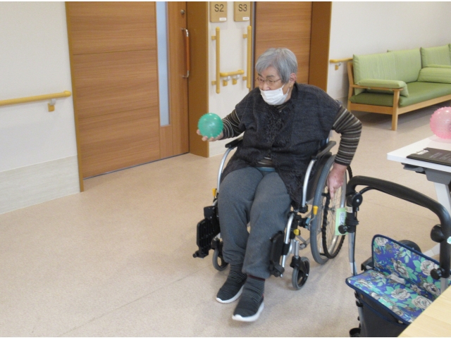 ボールは軽め、狙いはど真ん中！