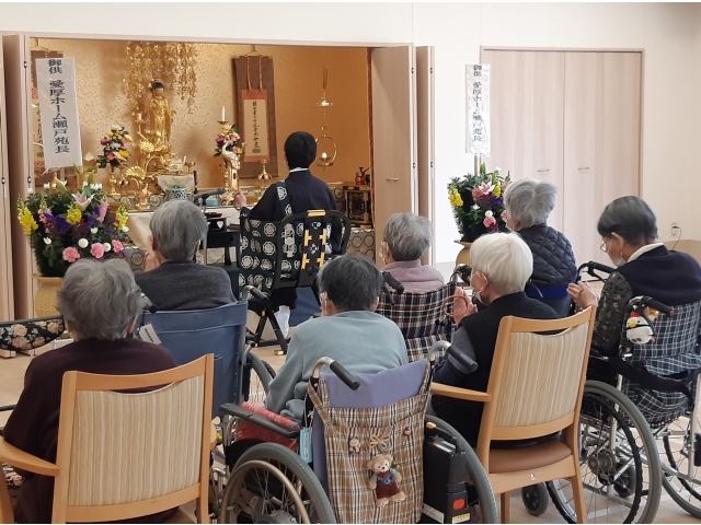 御勤めが始まりました。