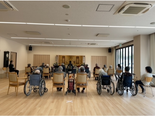 15名の入居者様にご参加頂きました。