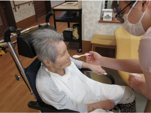 今回のお楽しみ会は、アイスクリーム。