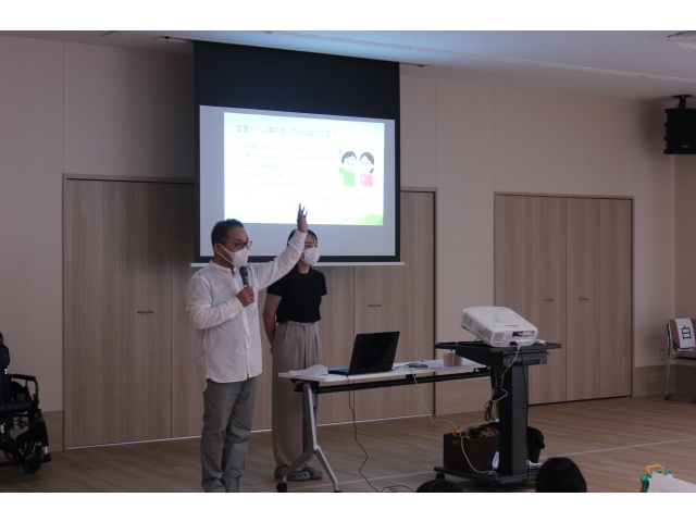 おじいちゃん、おばあちゃんと同居の方は？