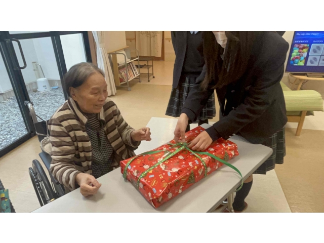 ワクワクしながら開封！