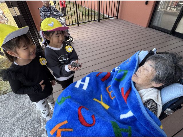 見て！初めて歯が抜けたよ！