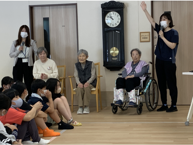 質問のある人ー！