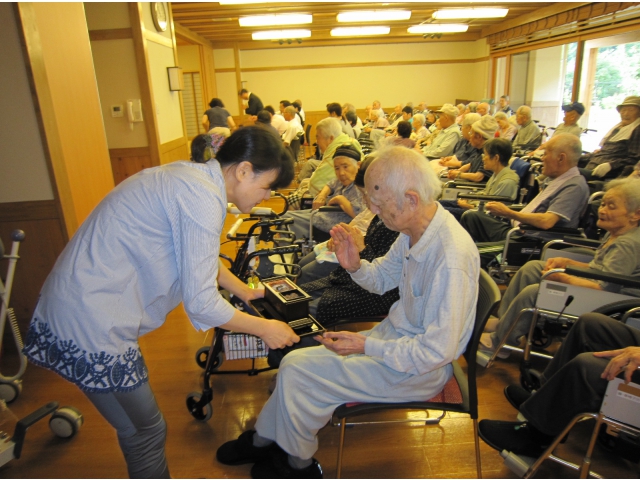 皆様で焼香しました