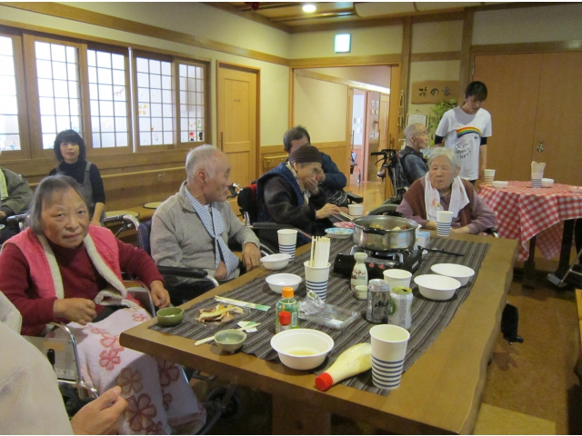 大勢の利用者さんがみえました