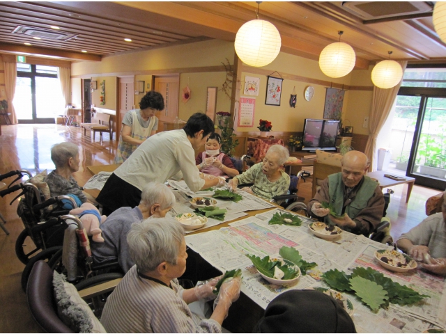 男性の方も作って　　　くれました