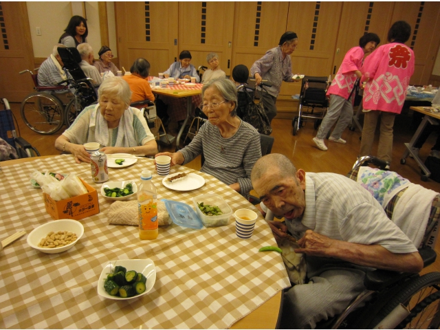大勢の利用者さんが来てくれました