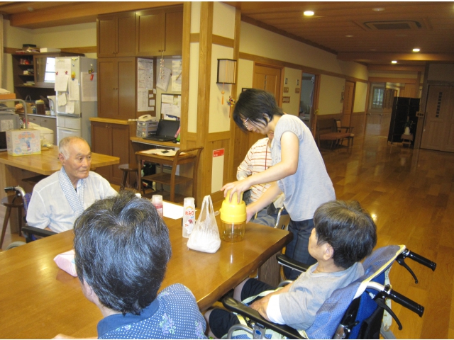 手動は疲れますな。