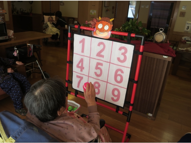 どこを狙ってるのかな？