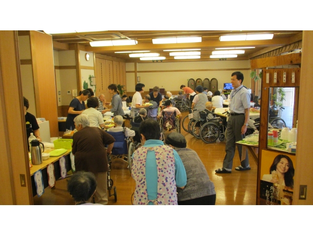 盛大に始まりました