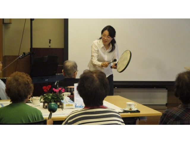 楽器を用いた「リズム打ち」