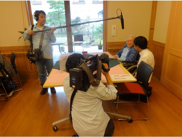 施設入居の方も取材を受けました