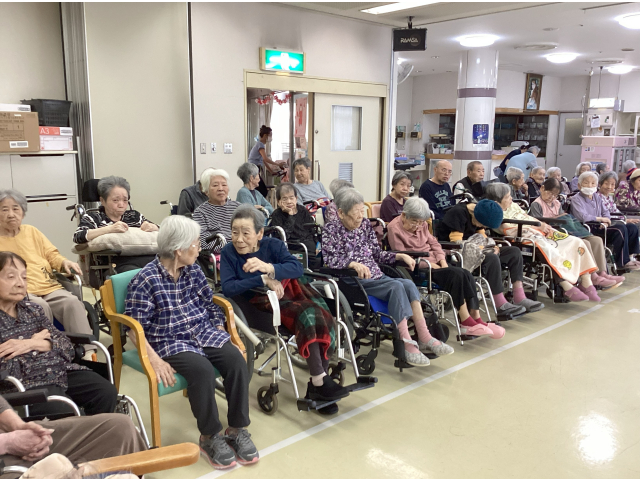 今から何が始まるのかしら、とワクワク