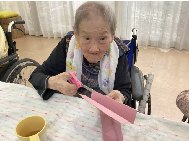 はさみつかいがおじょうず！