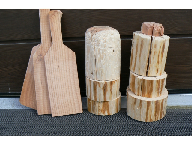 達磨落としと羽子板の材料