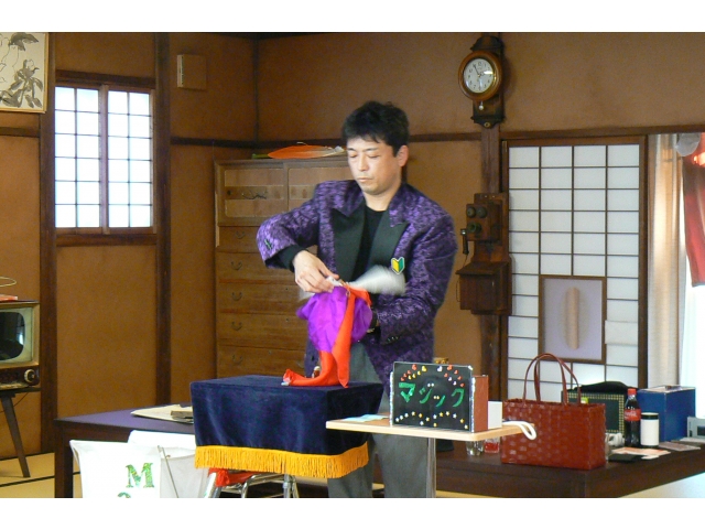 マジック慰問の様子