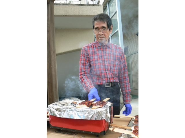 焼きの作業はお任せします