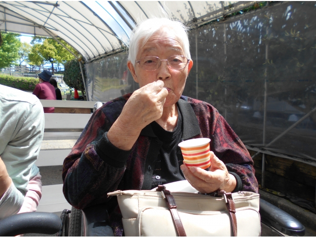 美味しいアイスを
食べました☆