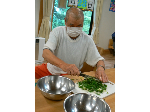 野菜を刻みます☆