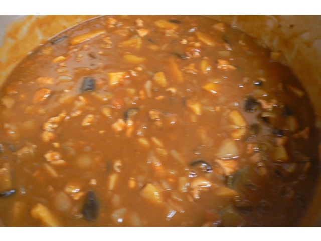 ぐつぐつ煮たら
カレーの完成☆