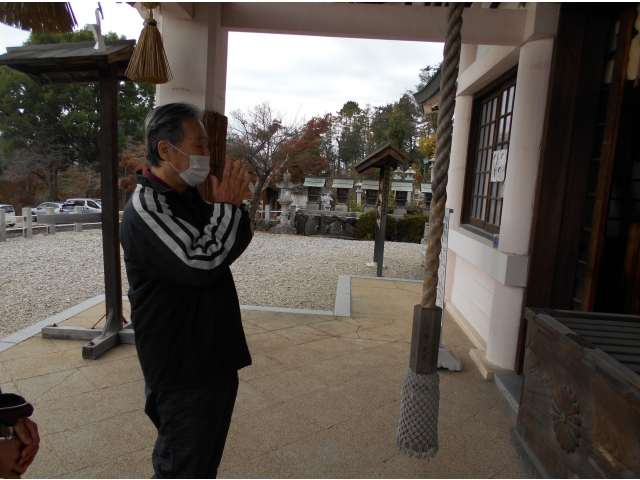 お参りもしっかり行います！！