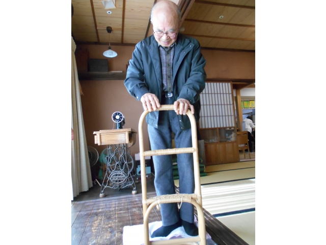 生地がまとまったら足踏みします☆