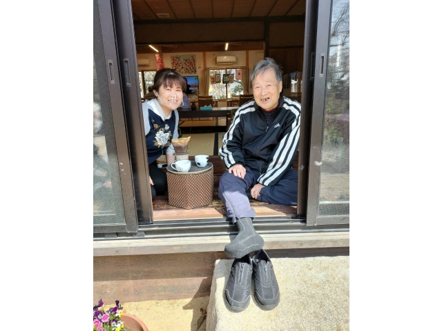 庭の花を見ながらコーヒータイム☕