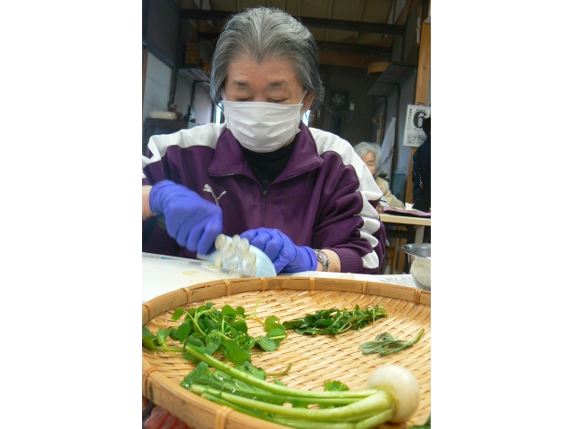 七草を刻んでいきます！