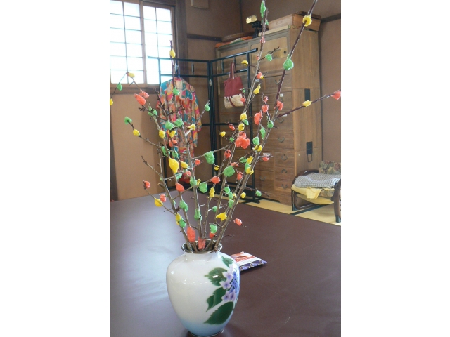 とっても可愛い花餅が出来上がりました♪