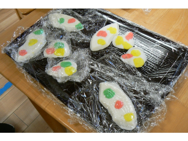 それぞれ可愛らしいおこしものができました♪蒸し器で蒸したら完成です☺