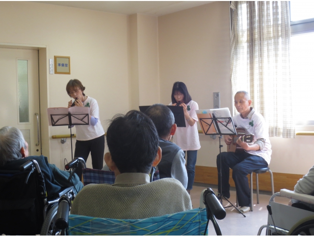 三つ葉のクローバーの皆様