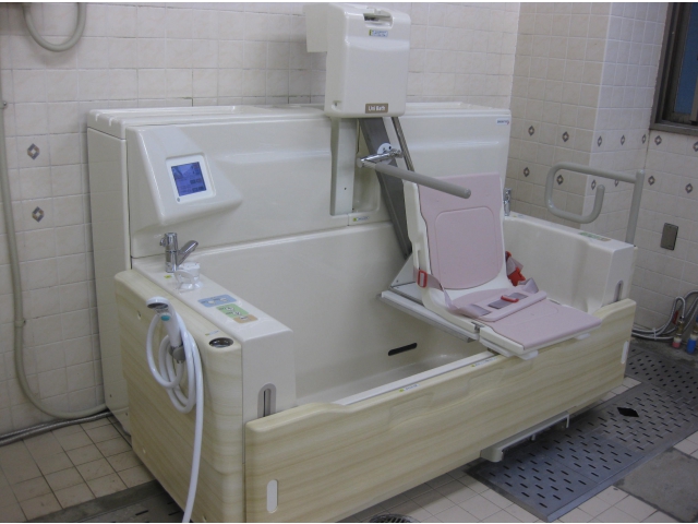 チェアー式浴槽です（8分音符）