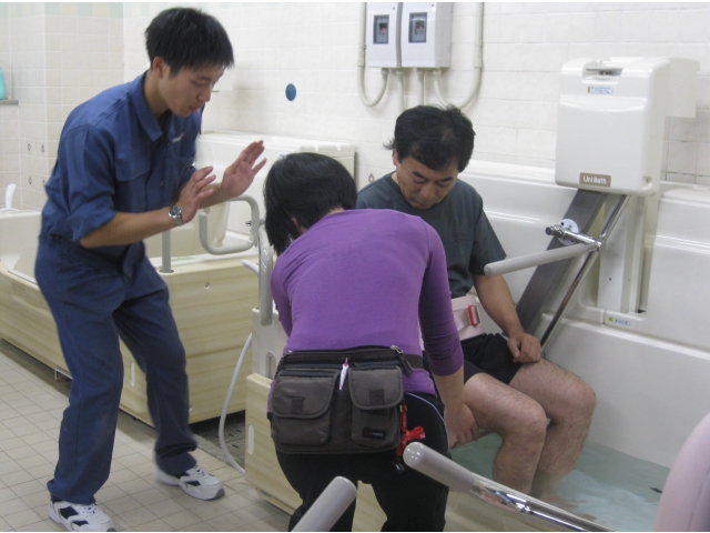 モデルを使っての
実習です。