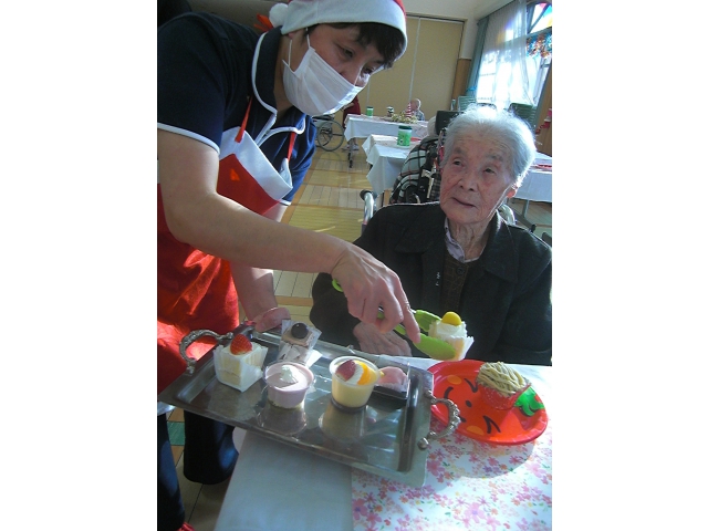 今日は
「ケーキバイキング」