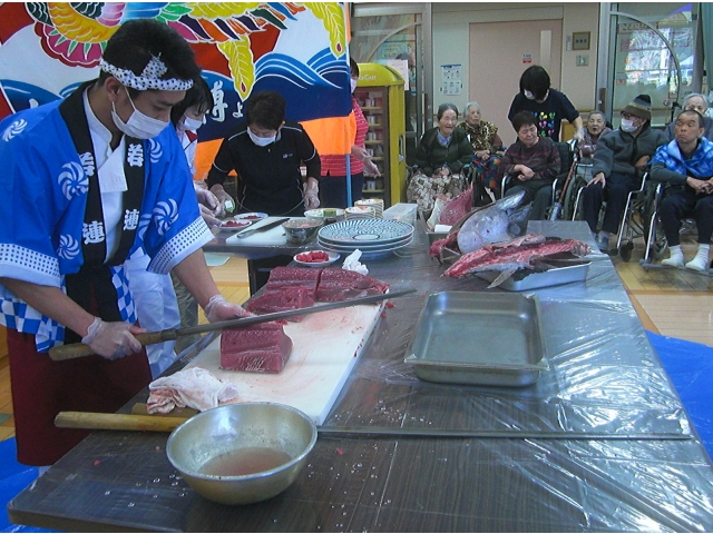 切りたてを、
試食して頂きます（8分音符）