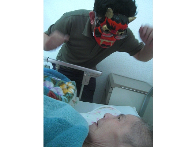 お部屋にも訪問ですよ。