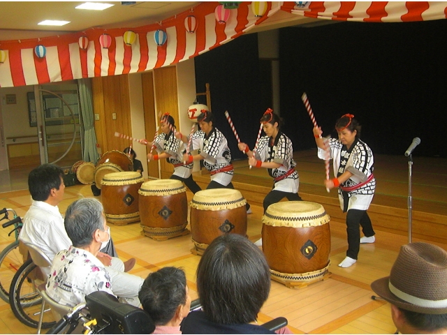 紅太鼓のみなさんによる演奏！とってもかっこいい！！