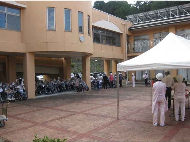 避難後の点呼・安否確認