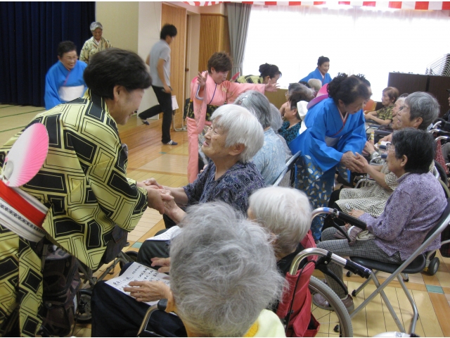 みなさん笑顔です