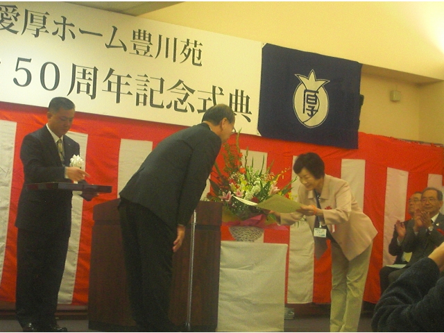 利用者の皆さんの話をじっくり聞いてくださるえんがわの会様